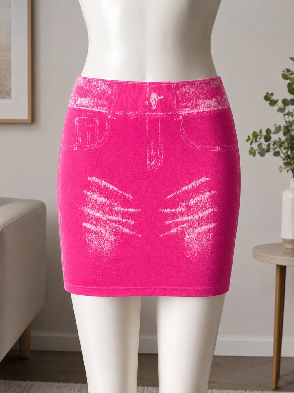 🆕 BRAND NEW Hot Pink Women's Mini Skirt